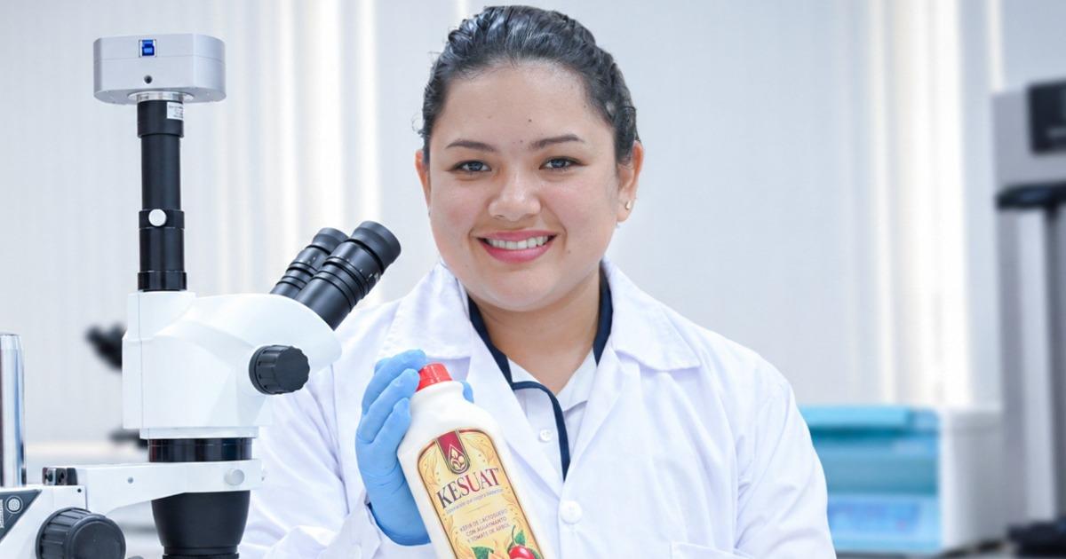 Doctora de Soloco patenta bebida ante INDECOPI