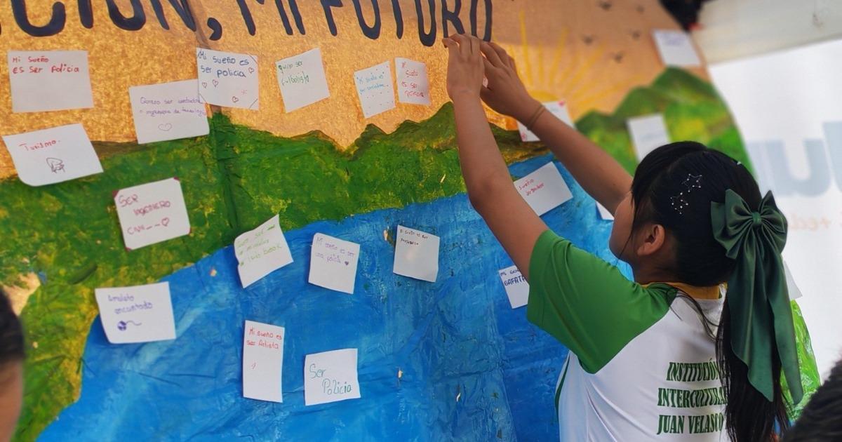 Unesco orienta a 400 alumnos de Condorcanqui