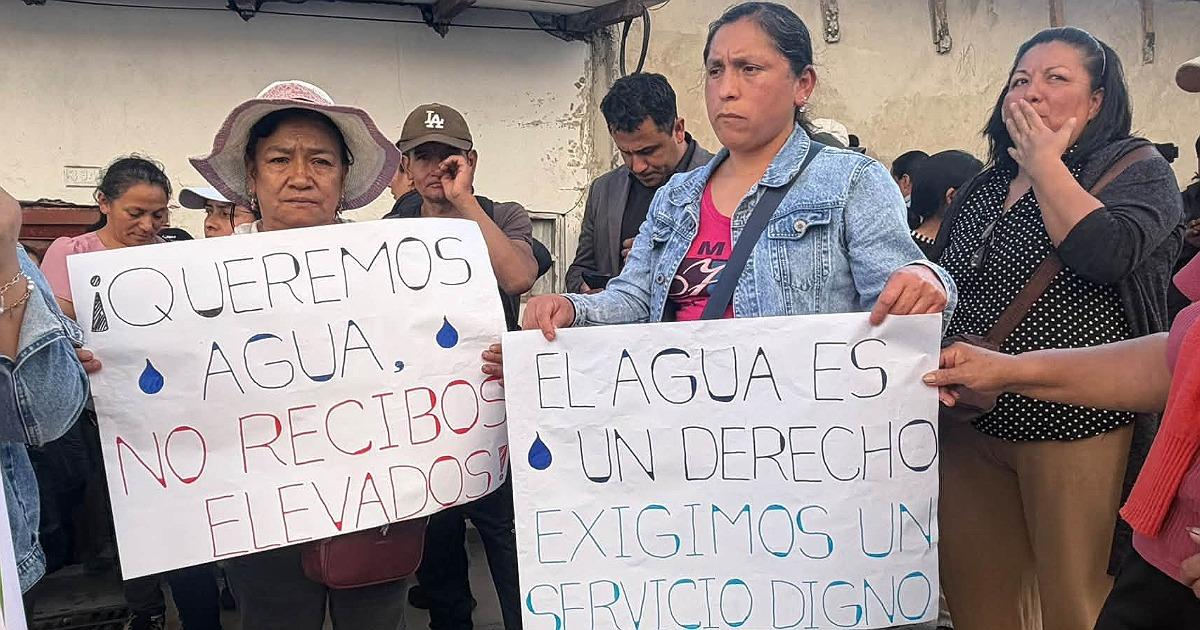 Vecinos reclaman cobros elevados de Emusap pese a pasar días sin agua en sus hogares